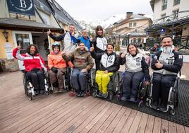 Adapted ski athletes in the Sierra Nevada ski resort in the south of Spain.