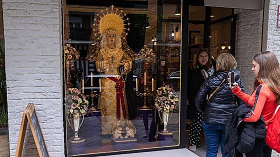 The butcher's shop in Granada that has a life-size Virgin in the shop window