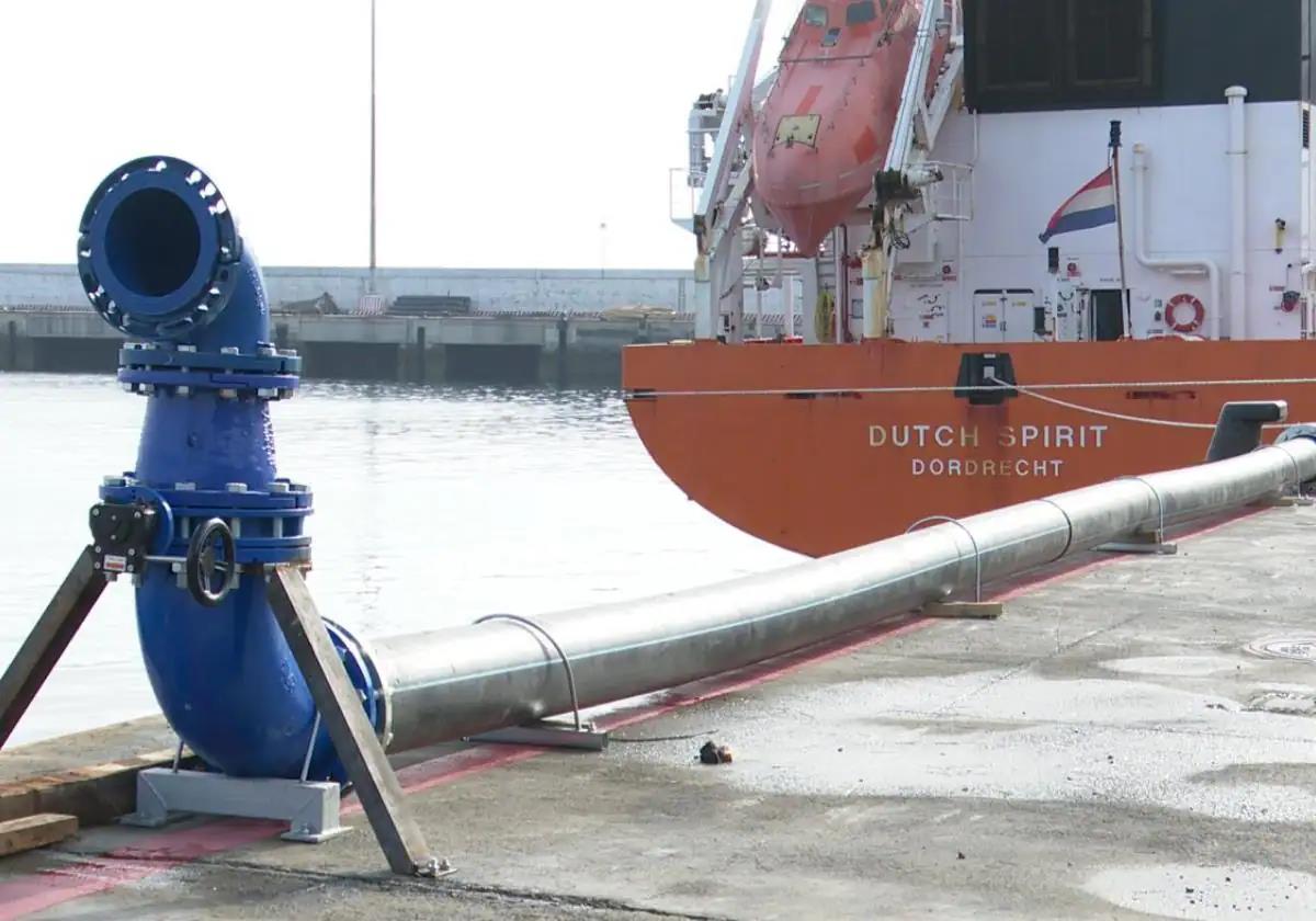 Junta head rules out need to bring water by tanker ships to Malaga this summer
