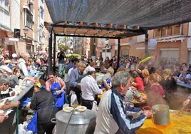 Locals enjoy last year's street party in El Boquetillo.