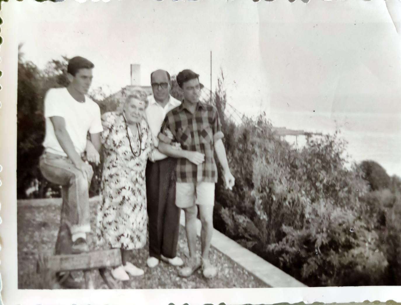 Bernabé and Jorge Fiestas with their father and grandmother.