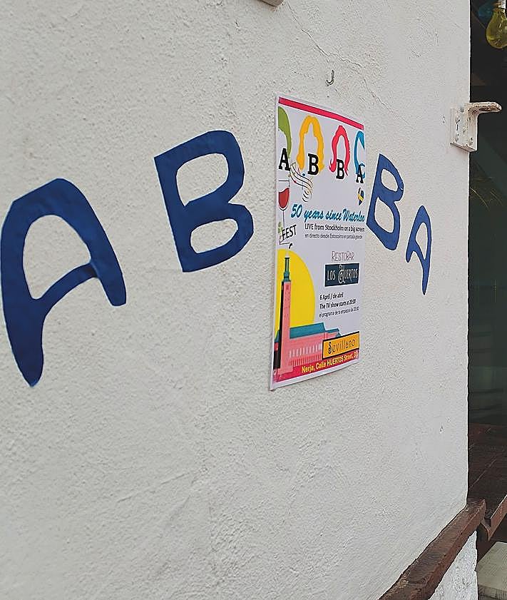 Imagen secundaria 2 - Watching the show on Saturday in Nerja.