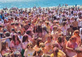 Participants after last year's colour run on Torre del Mar promenade.