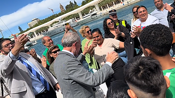 Video of Malaga mayor dancing while celebrating international day of the Gypsy people goes viral