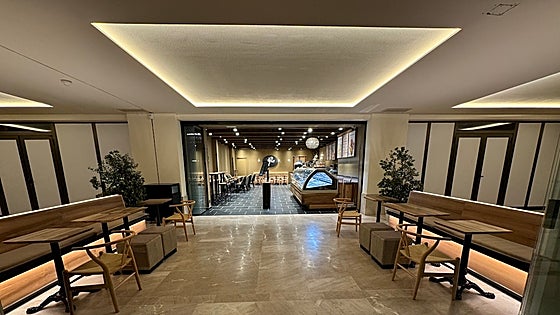 Global chain Amorino opens artisan ice cream parlour and coffee shop at Marbella's El Fuerte Hotel