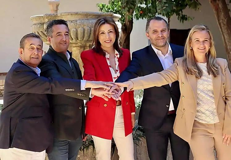 José Rosado, Jorge Rosado, María de la Paz Fernández, Javier Vich and Rocío Galán, from left to right.