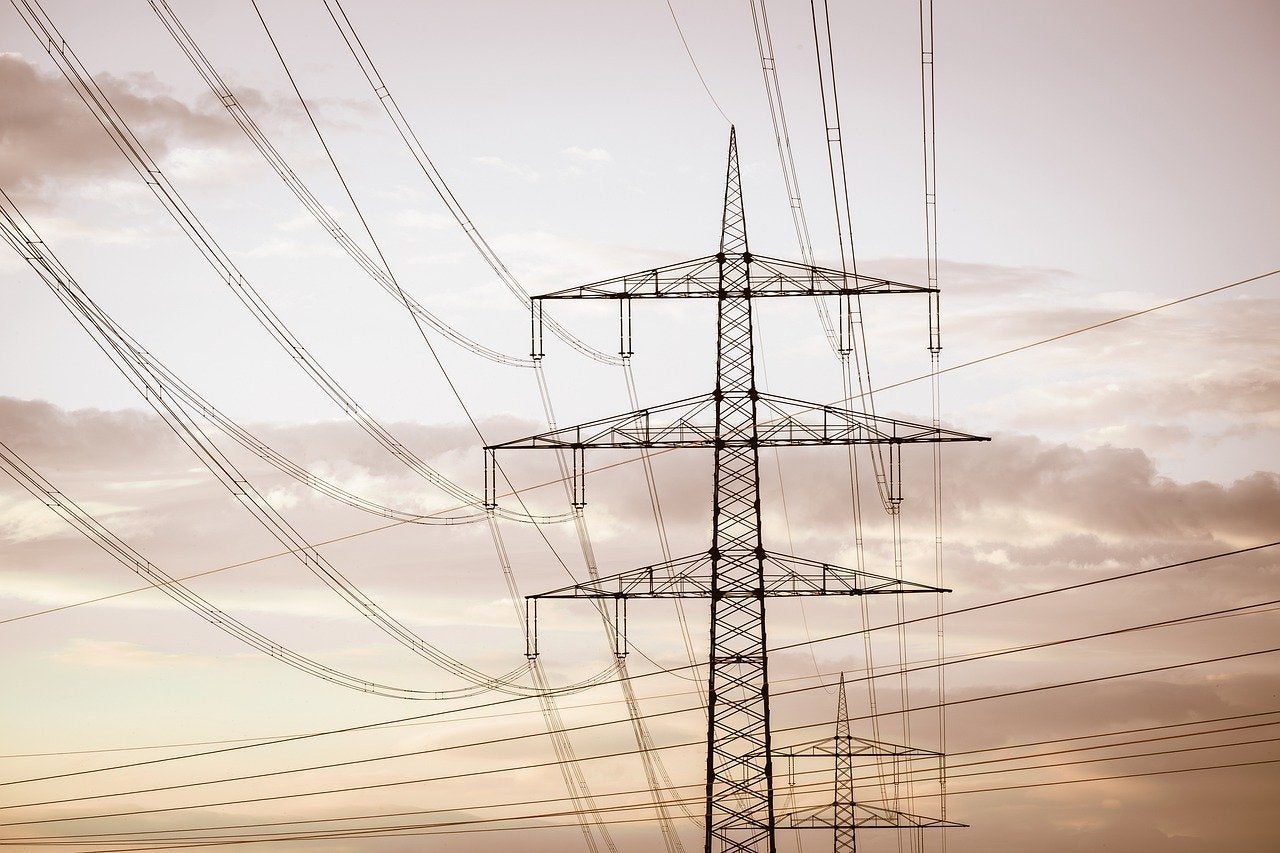 Andalucía calls on central government to invest 544 million euros to extend electricity grid network and drive economic growth
