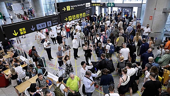 Malaga Airport smashes first quarter record with 4.5 million passengers passing through its terminals