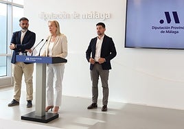 Luis Rodríguez, Francisca Caracuel and Cristóbal Ortega, from left to right, on Tuesday morning.