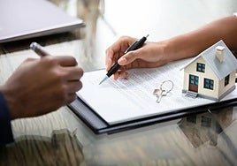 Two out of three banks lower their fixed mortgages saving customers 500 euros a year