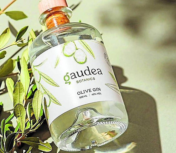 Spanish gin with a touch of Arbequina olives