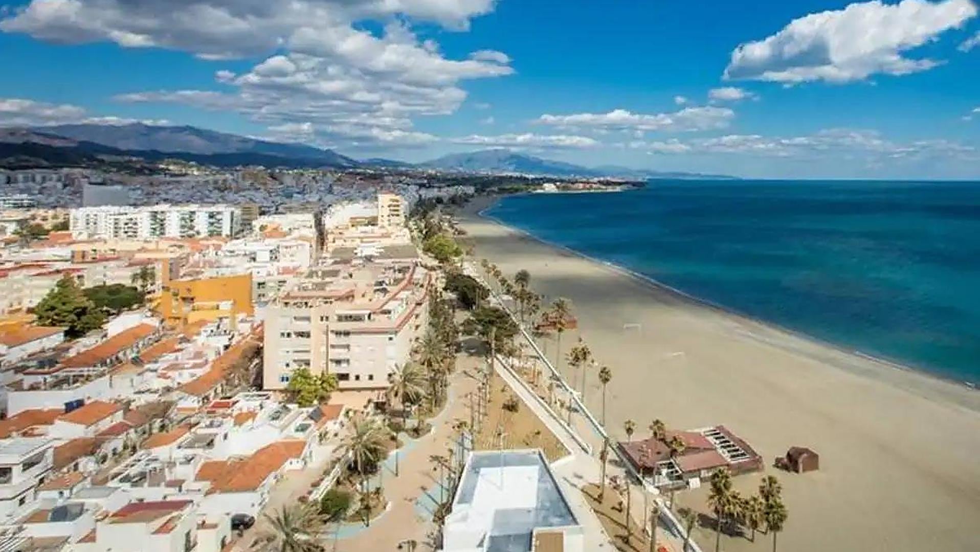 Estepona takes the plunge and announces it will be possible to use all swimming pools this summer - Vimarsana News