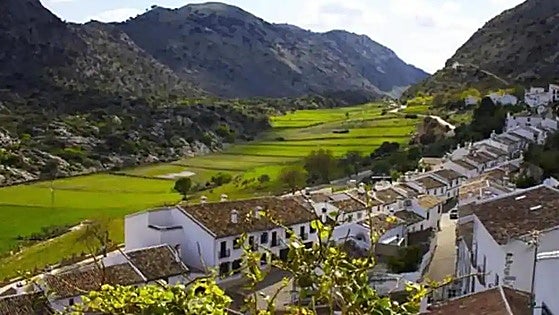What to do in the smallest village in Cadiz province?