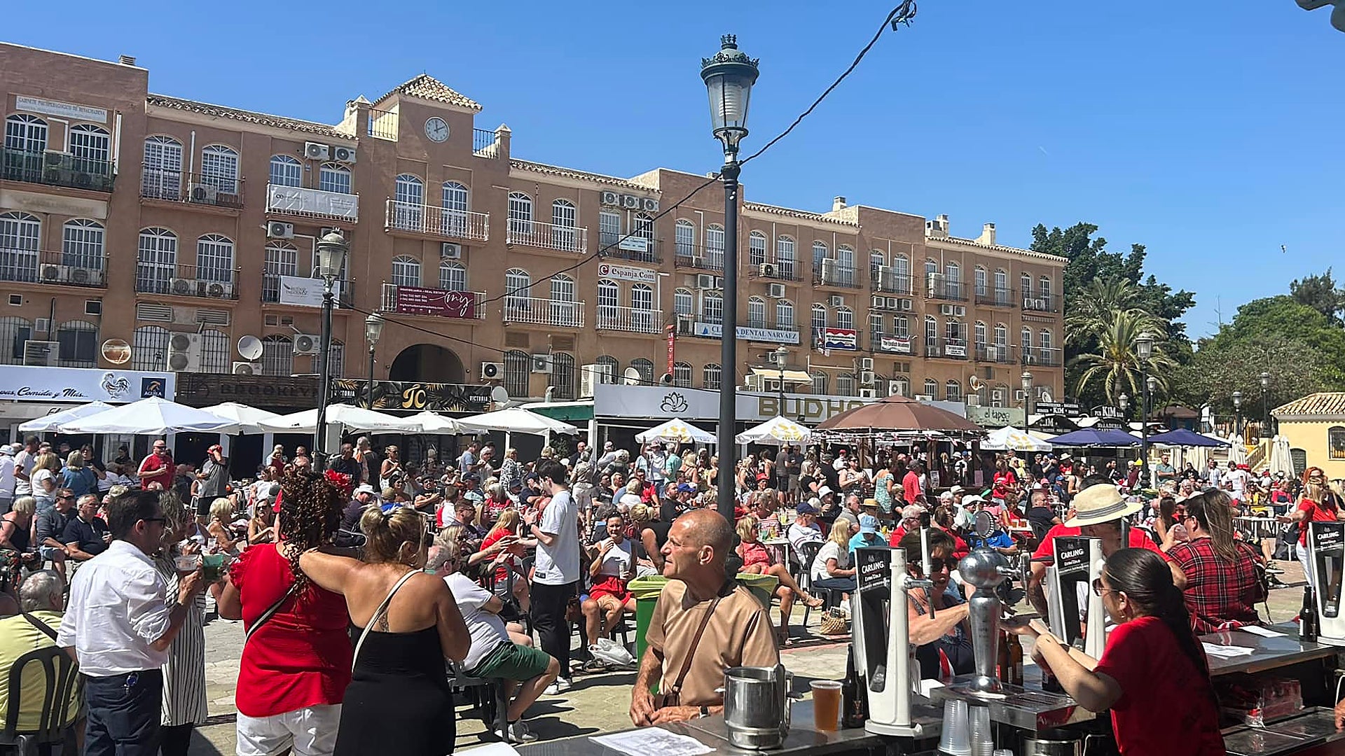 Hundreds turn out for shindig in honour of St George in Benalmádena - Vimarsana News