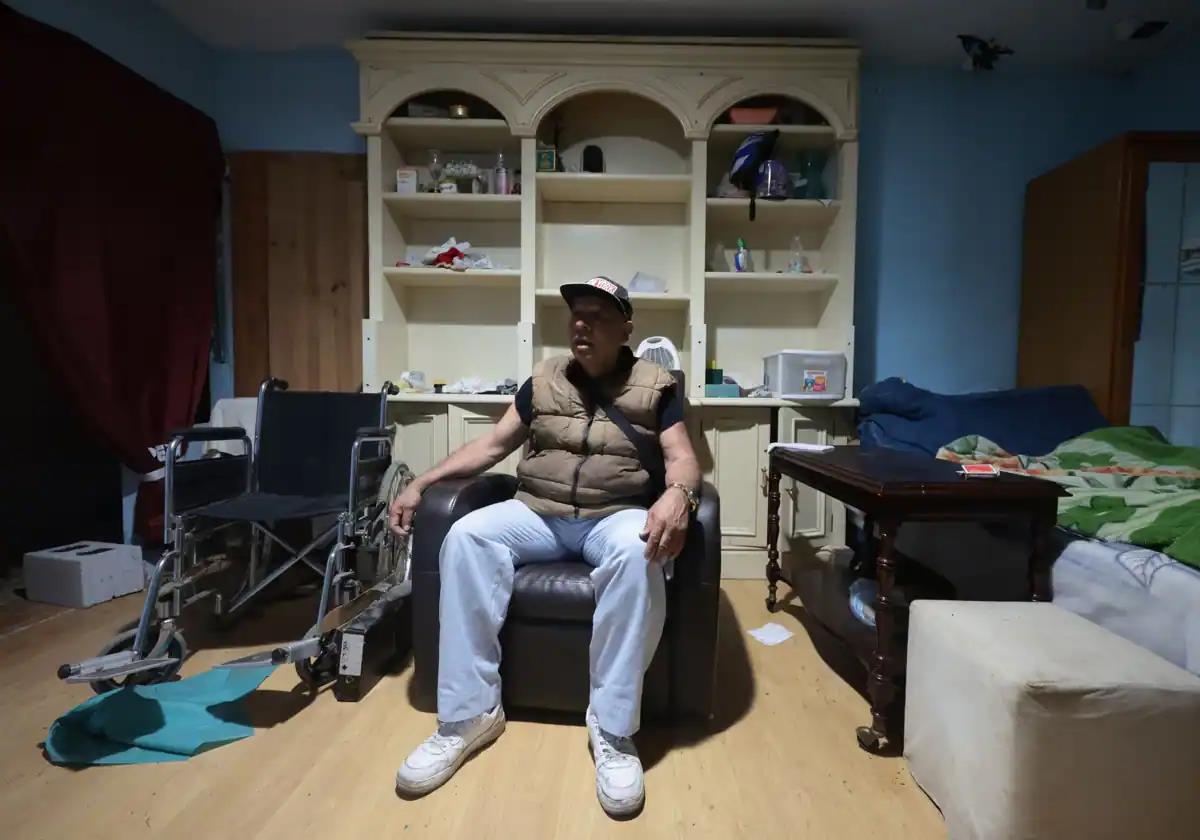 Isidro Jácome, inside his home shortly before being evicted.