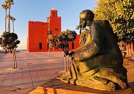 Statue of Ibn al-Baytar next to Bil Bil castle in Benalmádena.