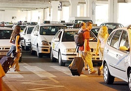 More complaints are made in the peak tourism months.