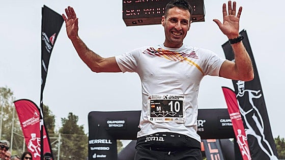 Raúl Ortiz: athlete by day, baker by night