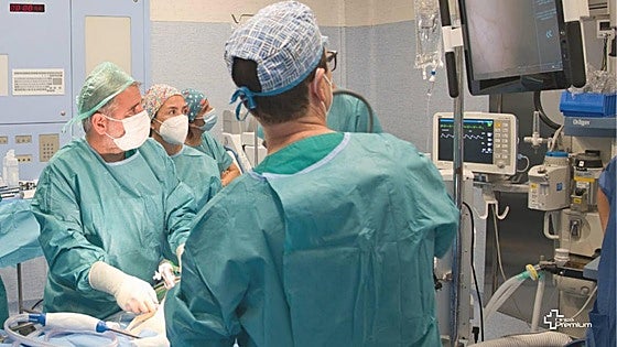 Premium Clinic incorporates innovative robotic surgery techniques