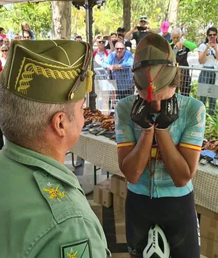 Imagen secundaria 2 - Joan Marc Falcó and Cristina Palomo, winners of the Spanish Legion's 101-kilometre race