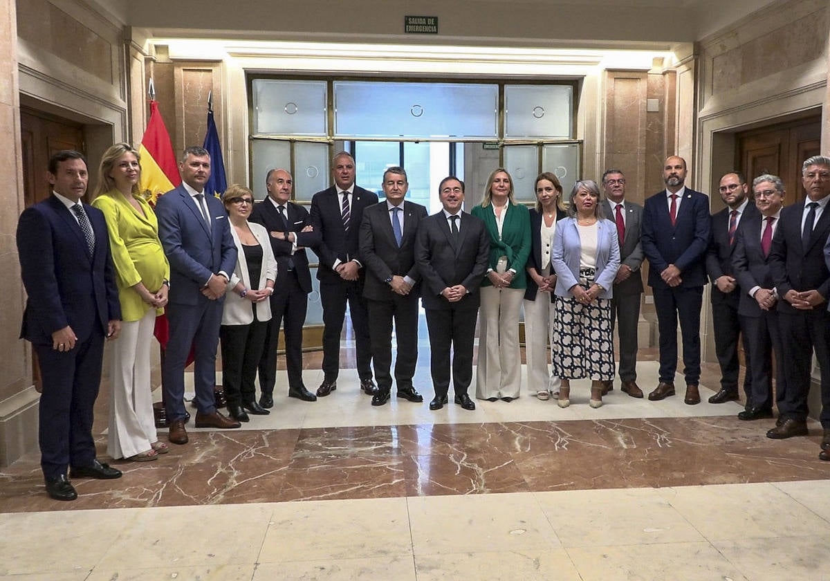 The Andalusian delegation with Minister Albares in Madrid on Monday.