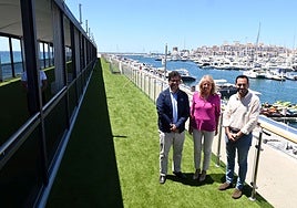 Juan Núñez, CEO of Cívitas Puerto Banús, Mayor Ángeles Muñoz, and Lisandro Vieytes, Councillor for Sports.