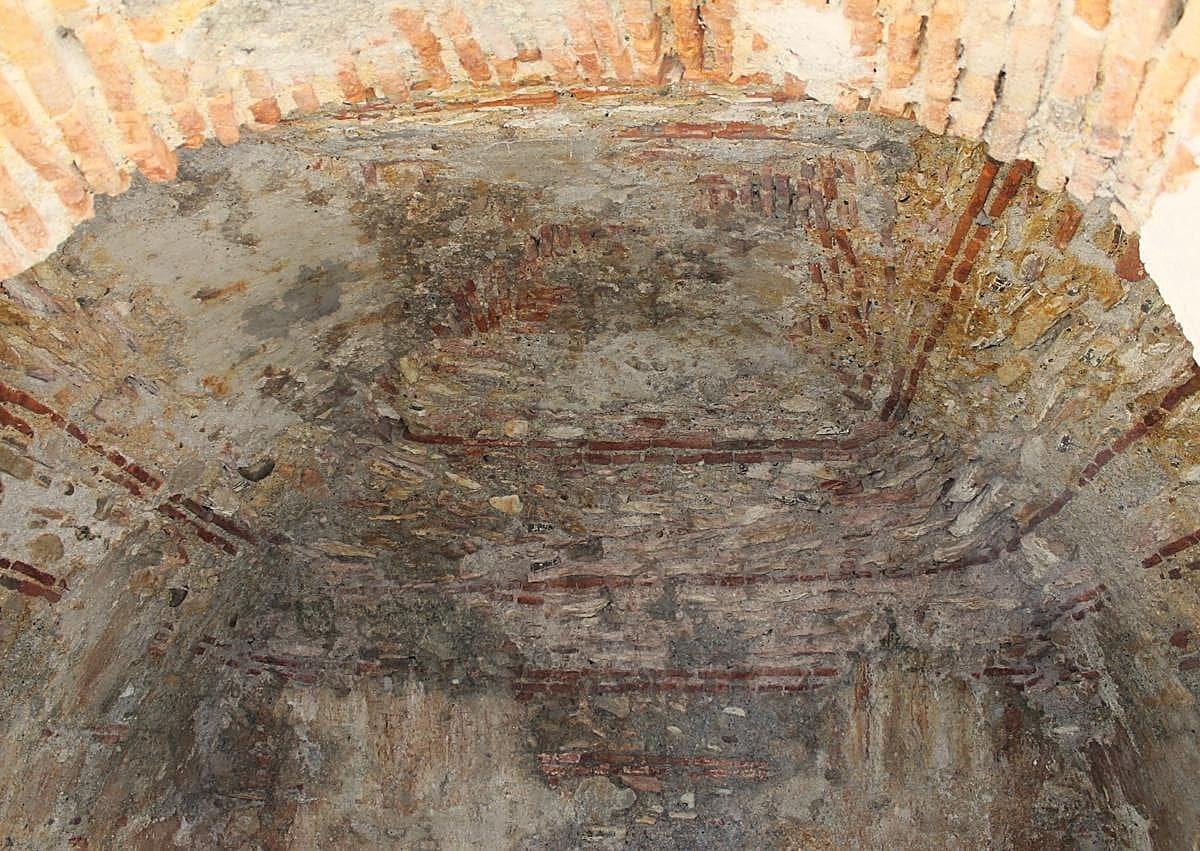 Imagen secundaria 1 - Can a spa be gratis? Malaga province has natural baths with a centuries-old history