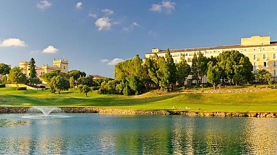First full-blown golf retreat in the country on offer in the south of Spain