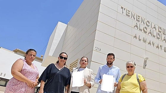 Residents of Costa del Sol village start petition against mobile phone mast