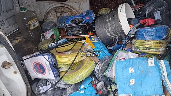 Mijas crash leads to arrest of three members of gang of Costa del Sol building material thieves