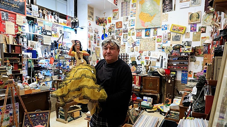 Roto Upcycling, the Malaga shop for nostalgics and collectors