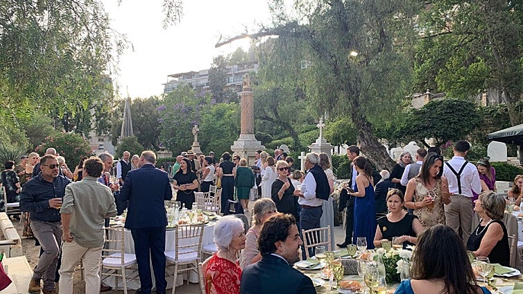 Night of opera in Malaga's English cemetery gardens