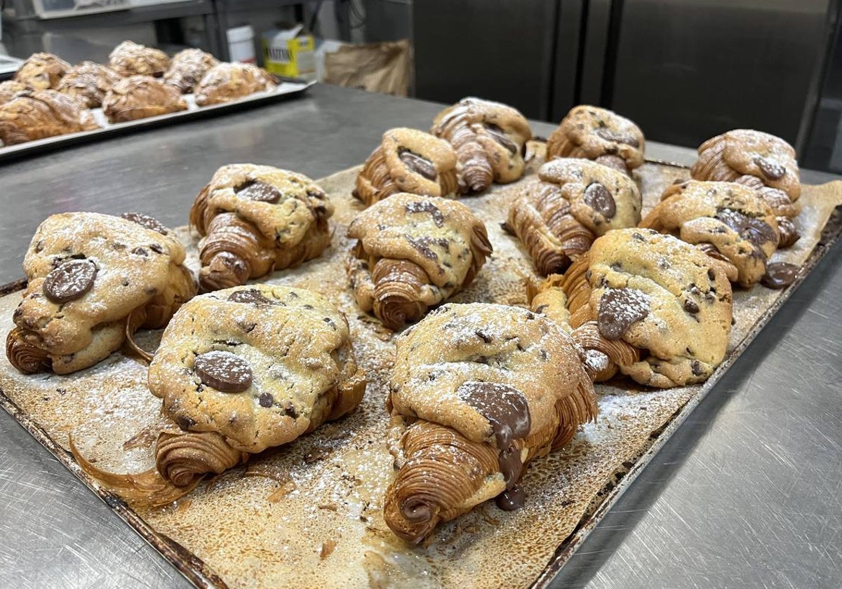 Freshly baked crookies at Sueño Pastelería Francesa in Malaga.