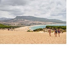 The impressive sand dune of Bolonia.