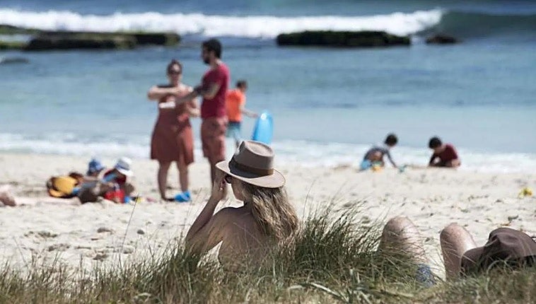 Ninety million visitors: record tourist numbers boost Spain's economy in 2024