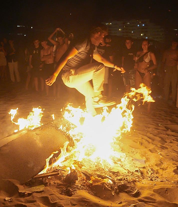 Imagen secundaria 2 - El Cable beach in Marbella.
