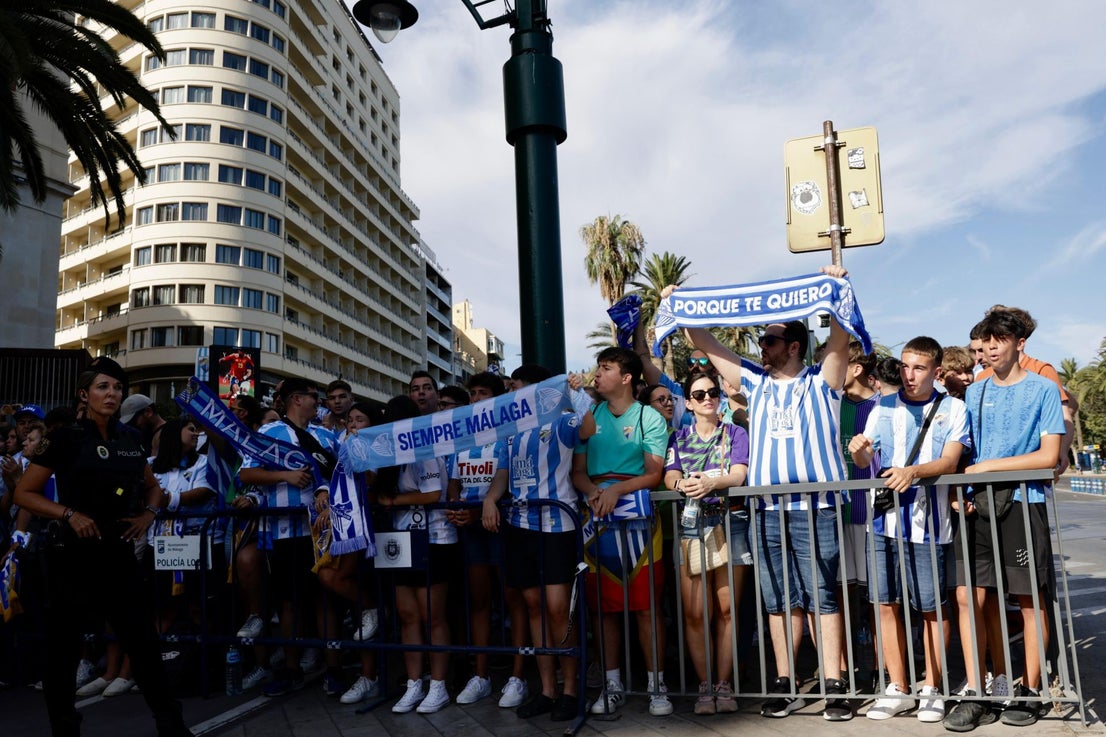 Fans celebrate Malaga CF's promotion as squad take open-top bus tour, in images