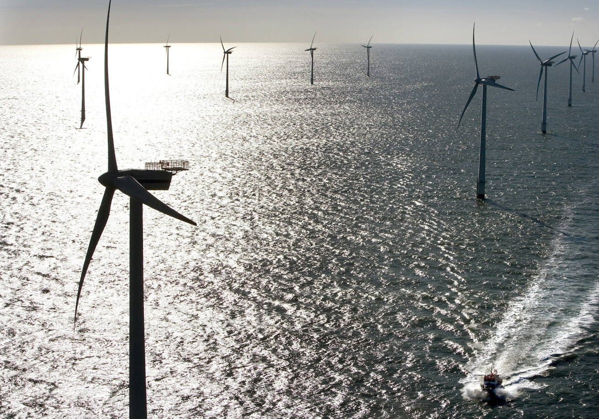 Turbines of the largest offshore wind farm ever built in the Horns, UK.