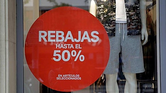 When do the summer sales start at Zara, Mango, El Corte Inglés and other big fashion chains in Spain?