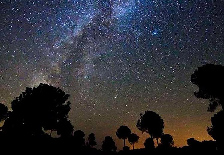 Starry skies in the Sierra de Huelva Starlight Reserve