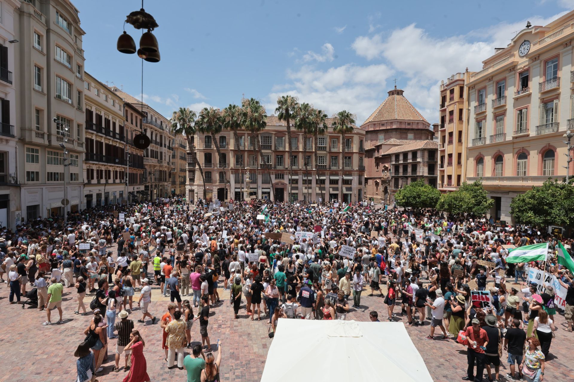 Housing crisis demonstration in Malaga, in pictures
