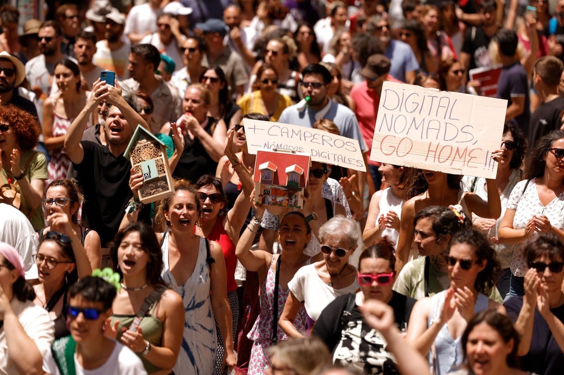 Housing crisis demonstration in Malaga, in pictures