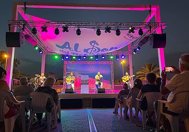 Al Son del Rebalaje in Torre del Mar.