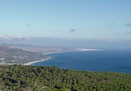 The Puerta de Jerez, an entrance to the old town.