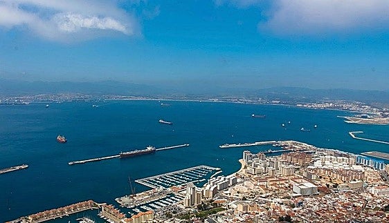 Fire on board a vessel being scrapped in Gibraltar