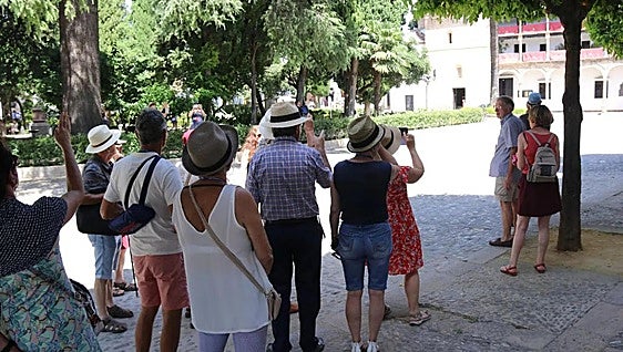 Ronda to regulate short-term tourist rentals