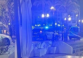 Watch as police make arrests following gangland shooting at Marbella restaurant