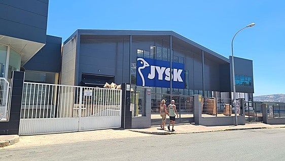 JYSK, one of IKEA's main competitors, sets up shop in Ronda