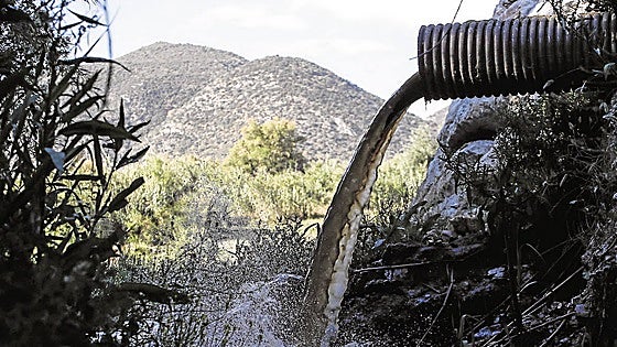 Untreated sewage in Malaga's Guadalhorce valley: fines now top 7.5 million euros
