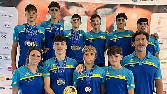 Axarquía swimming club claims national youth title